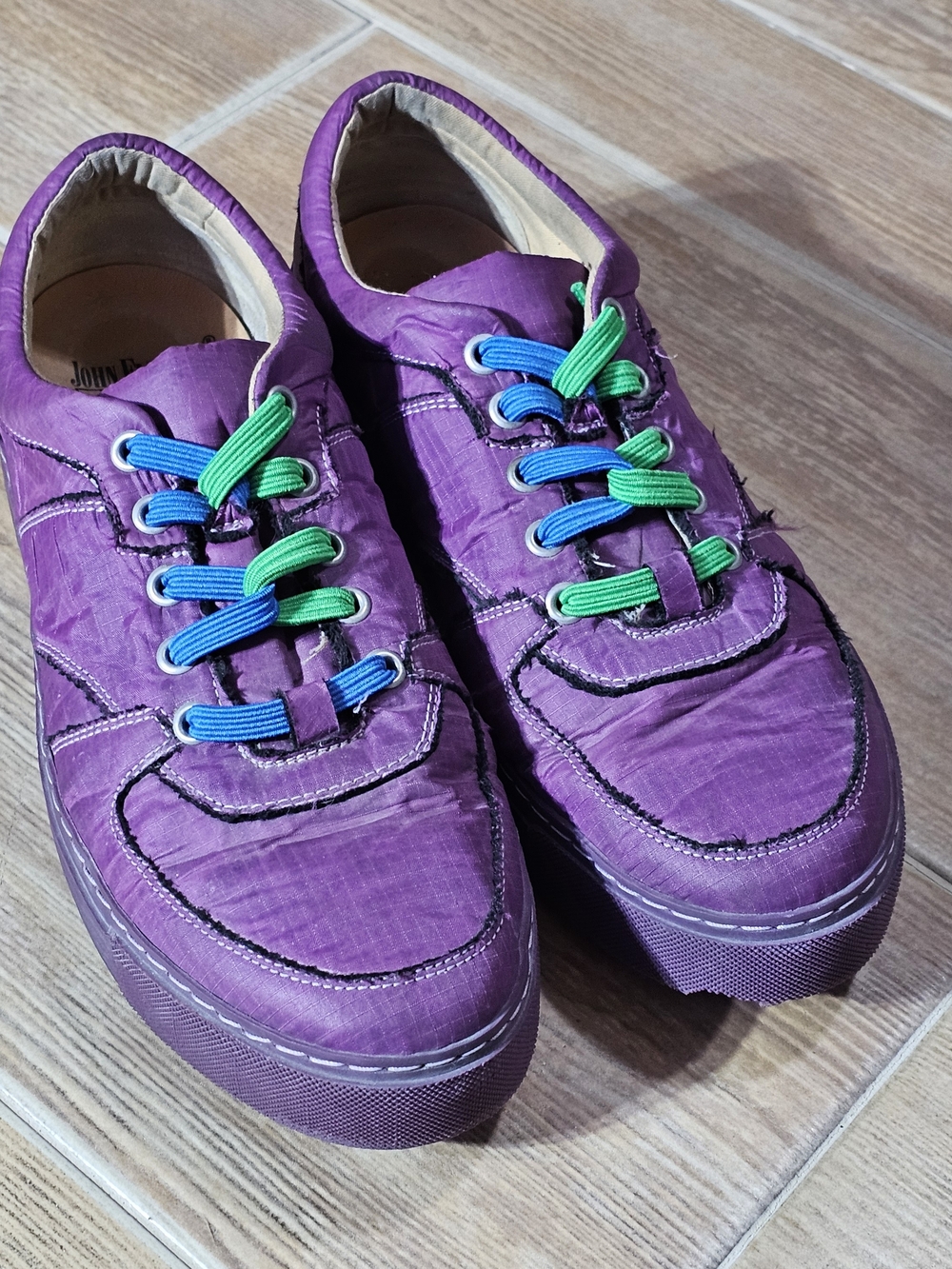 John Fluevog Purple "Vegan Vogs" Lopro Leeside Sneakers Men's 9 / Women's 11